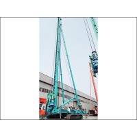 山东履带式钻机|河北鼎峰工程公司定做螺杆螺纹桩机